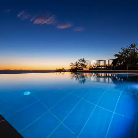 A Brand New - Infinity Villa *