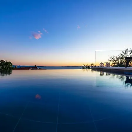 A Brand New - Infinity Villa *