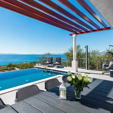 A Brand New - Infinity Villa Podstrana