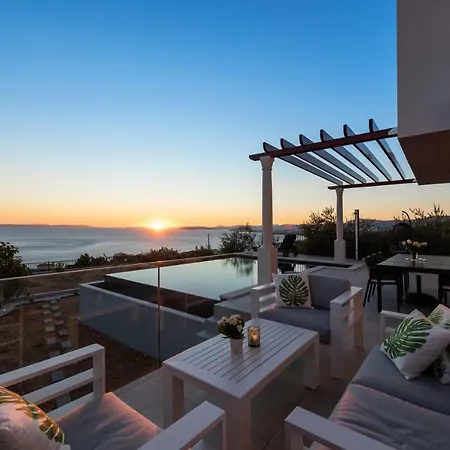 A Brand New - Infinity Villa