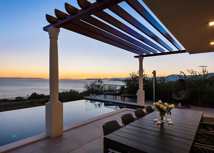 A Brand New - Infinity Villa Podstrana