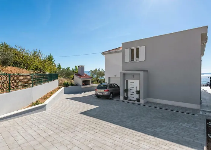 A Brand New - Infinity Vila