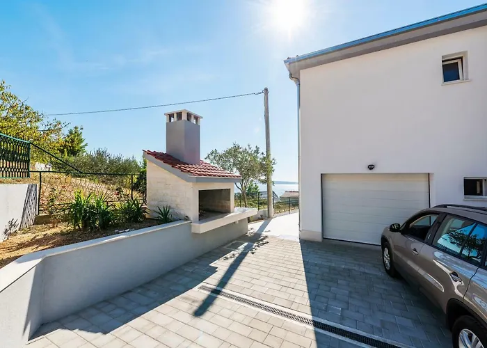 Villa A Brand New - Infinity *