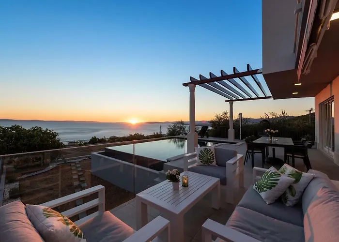 A Brand New - Infinity Villa